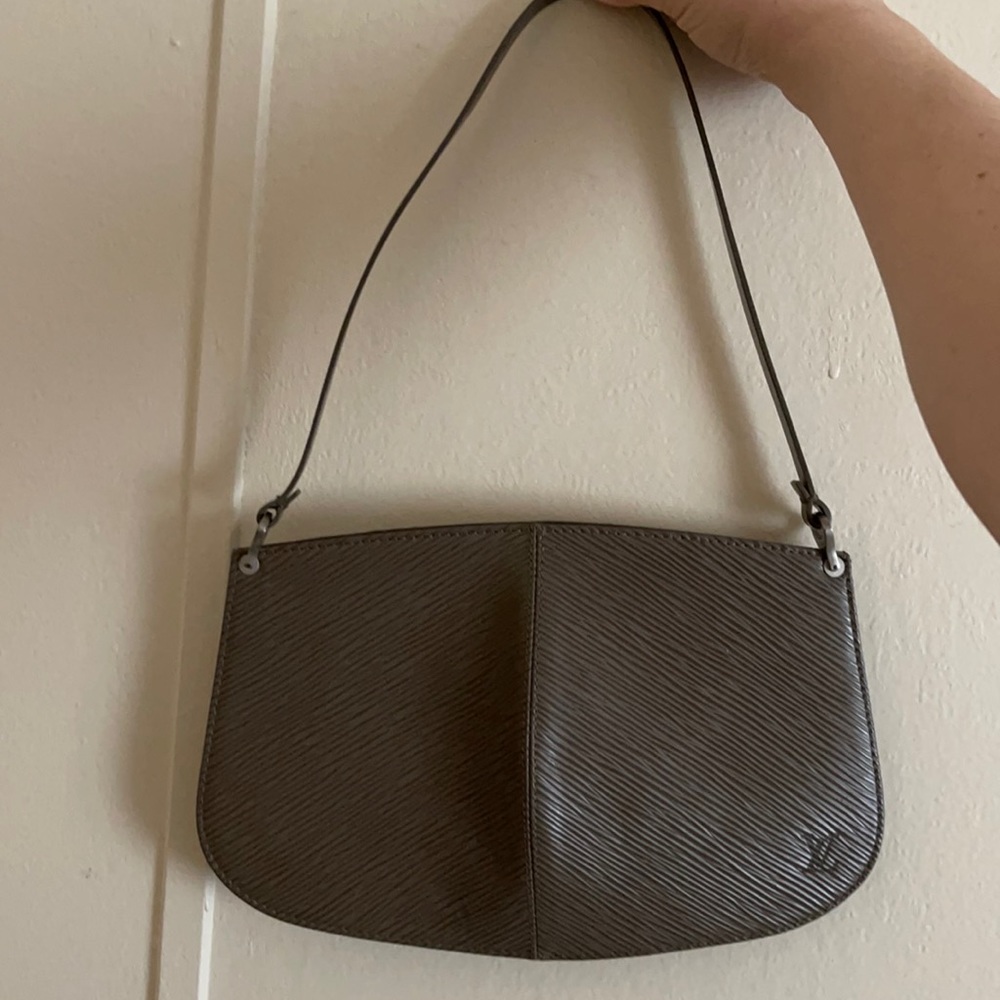 LV Epi Leather Demi-Lune Pochette Bag Lilac